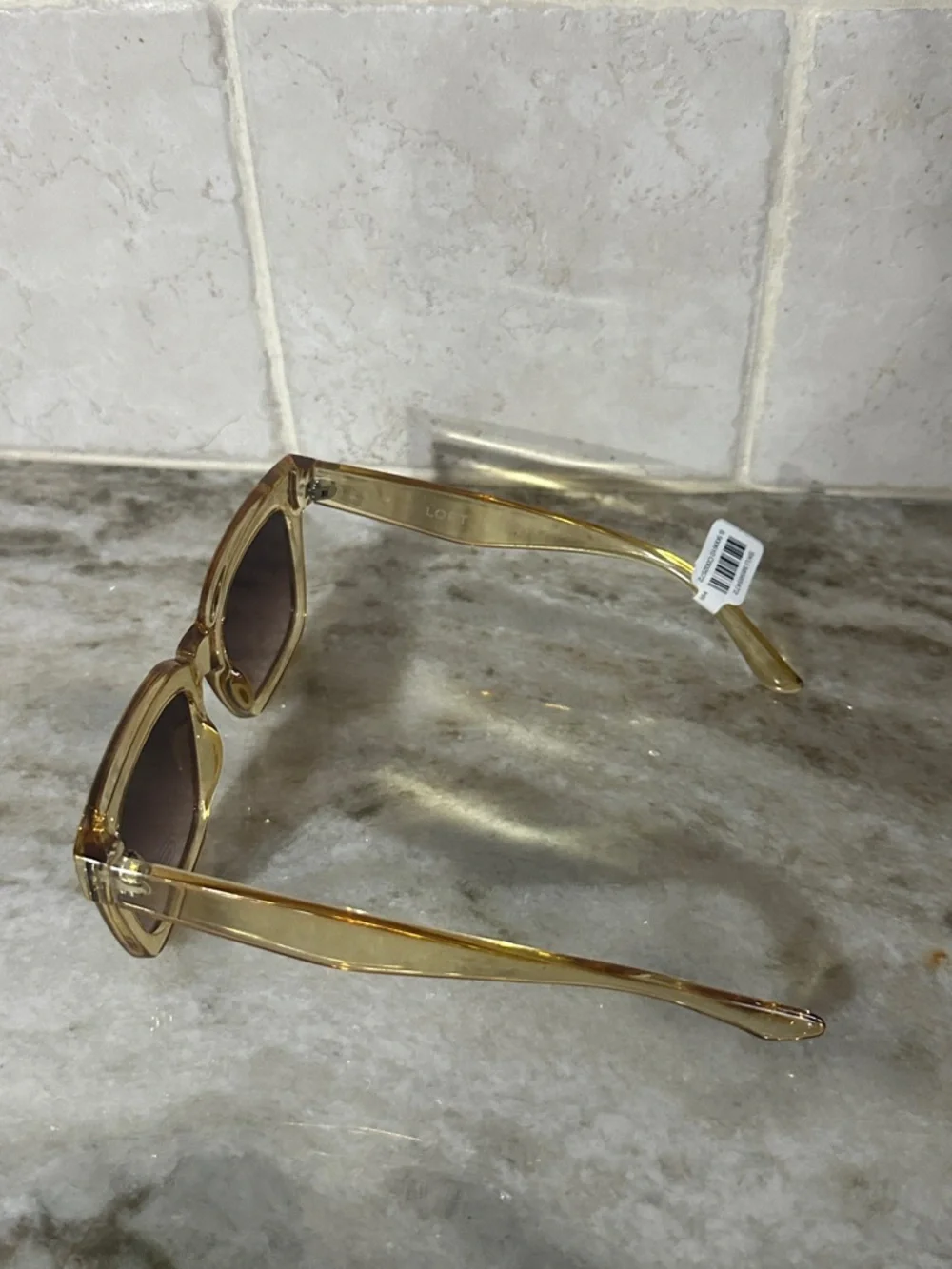 Crystal Finish Square Sunglasses